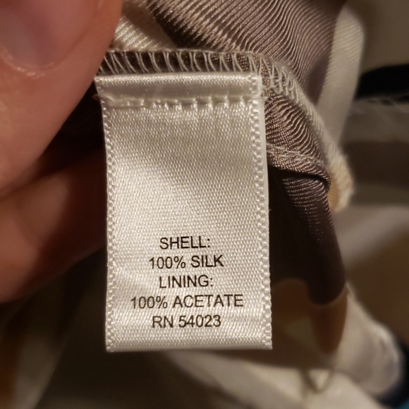 Silk dress - Picture 8 of 8